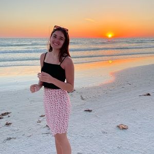 Meet your Posher, Ana